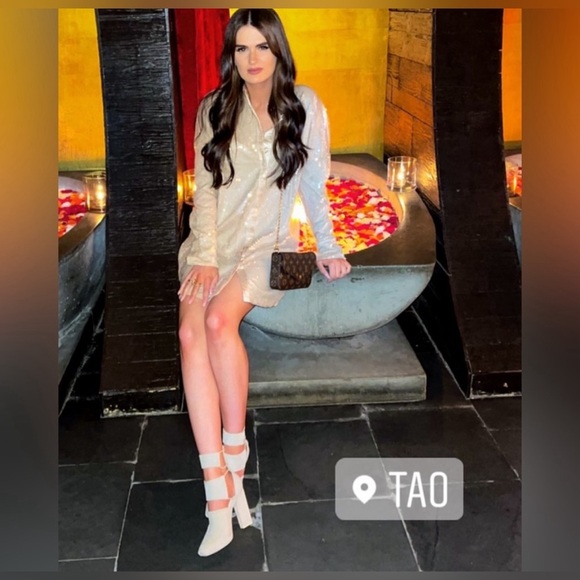 Boohoo Nude Sequin Shirt Dress & Curbed Hem Mini Skirt Two-piece Set - Picture 6 of 11